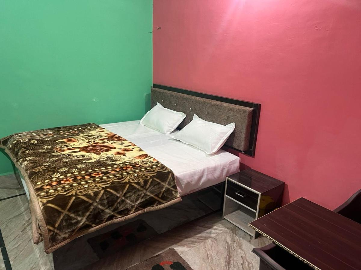 Indiana Home Stay Khajuraho Luaran gambar