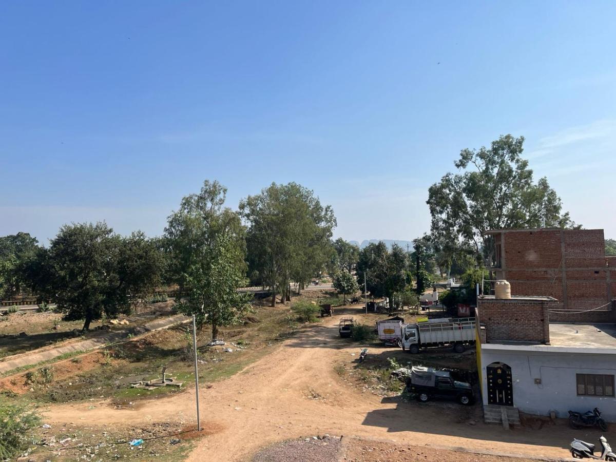 Indiana Home Stay Khajuraho Luaran gambar